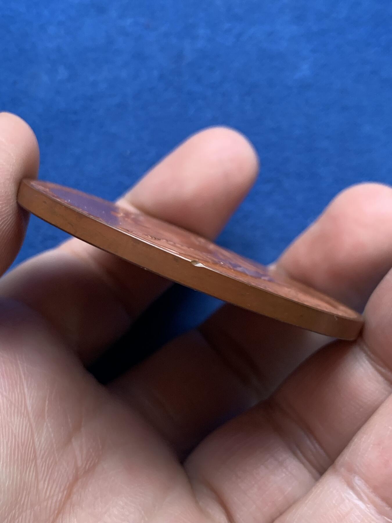 《竞宝斋》第481场 周日，周一 2场连拍 （全场包邮）20级店铺 欢迎送拍 英国1837-1897年维多利亚女王加冕60周年纪念大铜章，带原盒，大尺寸版本，直径55.3mm，重73.1克