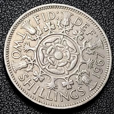 泉币菌-第228场-三月三 上巳节专场 拍品多 请提前出价 - 英国早期1967年2先令老镍币 伊丽莎白二世青年女王头像 28.3MM