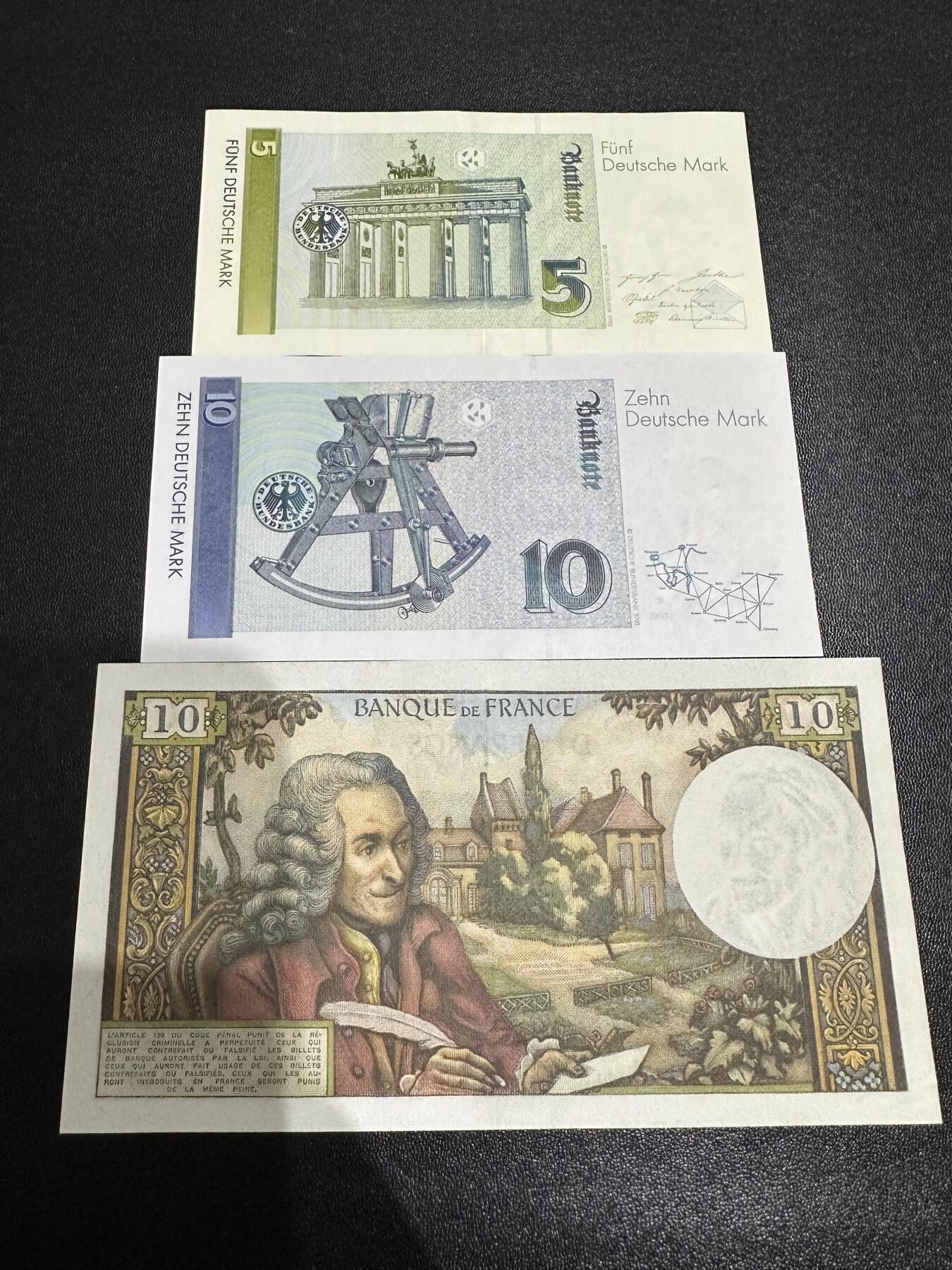《外钞收藏家》第六百二十八期（精品百拍场）（长期征集拍品、欢迎藏友们联系合作） 德国末版马克2张+法国10法郎一起 10马克全新其他非全新