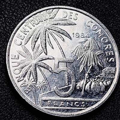 泉币菌-第228场-三月三 上巳节专场 拍品多 请提前出价 少见原光极美  腔棘鱼1984年 科摩罗5法郎FAO铝币 31MM