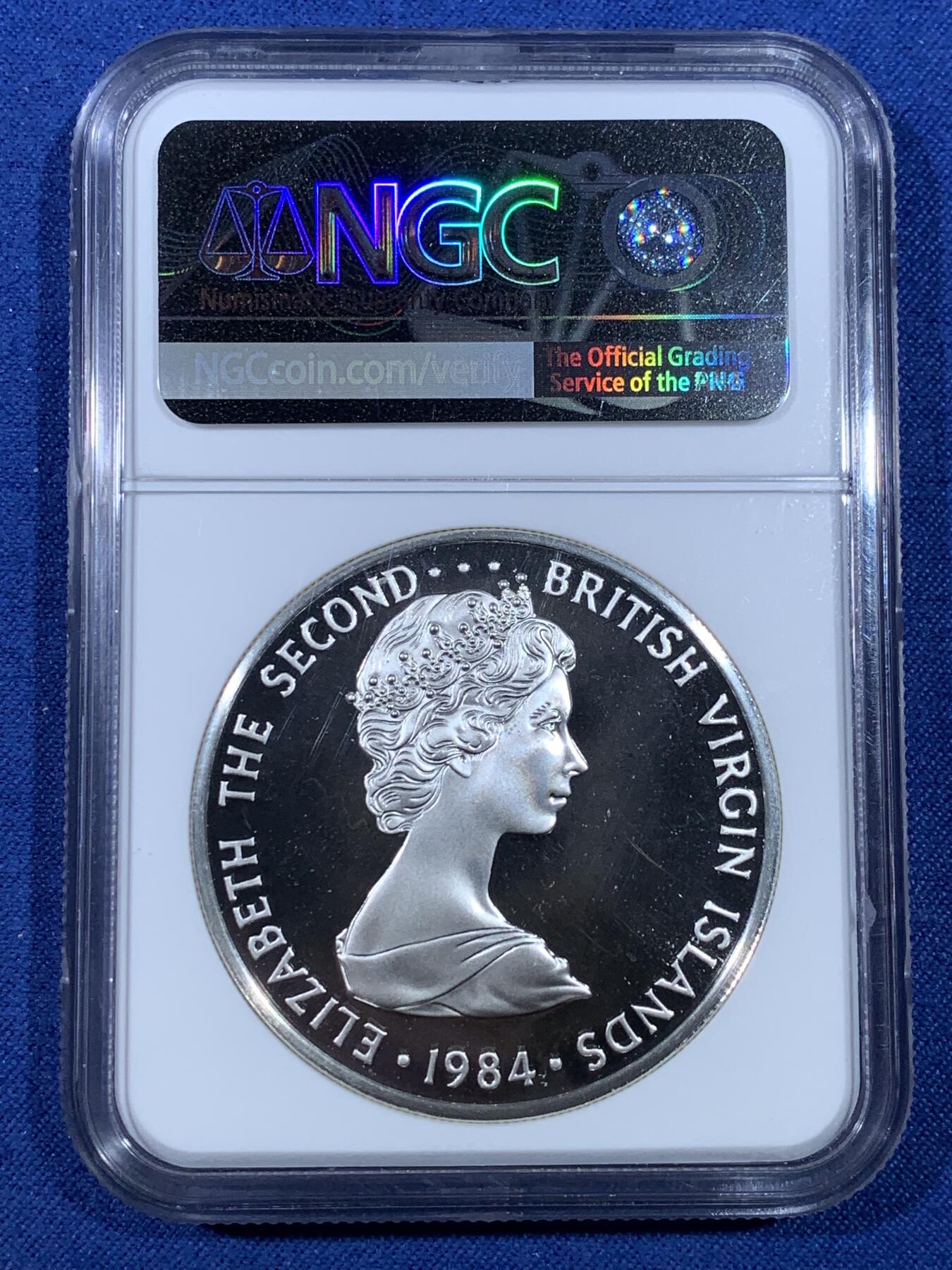 《竞宝斋》第481场 周日，周一 2场连拍 （全场包邮）20级店铺 欢迎送拍 NGC PF66UC 英属维尔京群岛1984年5元银币，黄林莺鸟类主题，镜面深浮雕，精美精制币。