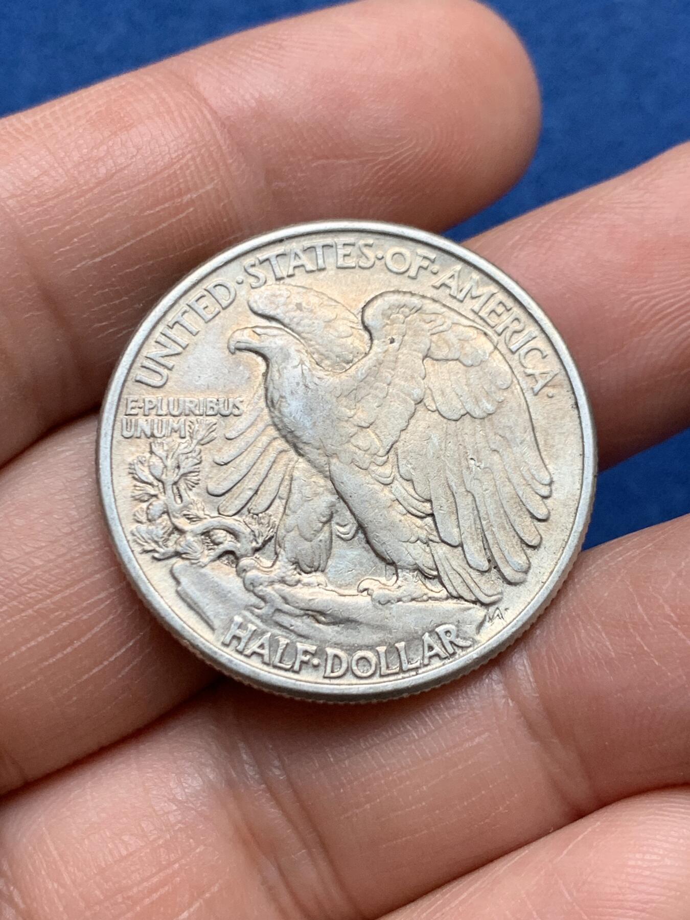 《竞宝斋》第481场 周日，周一 2场连拍 （全场包邮）20级店铺 欢迎送拍 美国1946年行走女神半美元银币