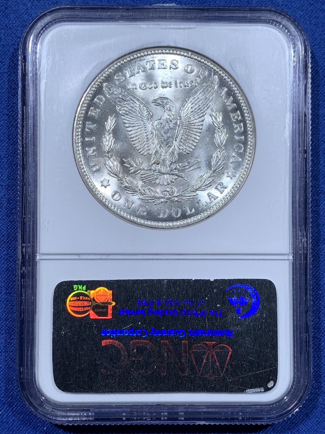 《竞宝斋》第481场 周日，周一 2场连拍 （全场包邮）20级店铺 欢迎送拍 NGC MS64 美国1921年摩根银币，光度好，老盒严评