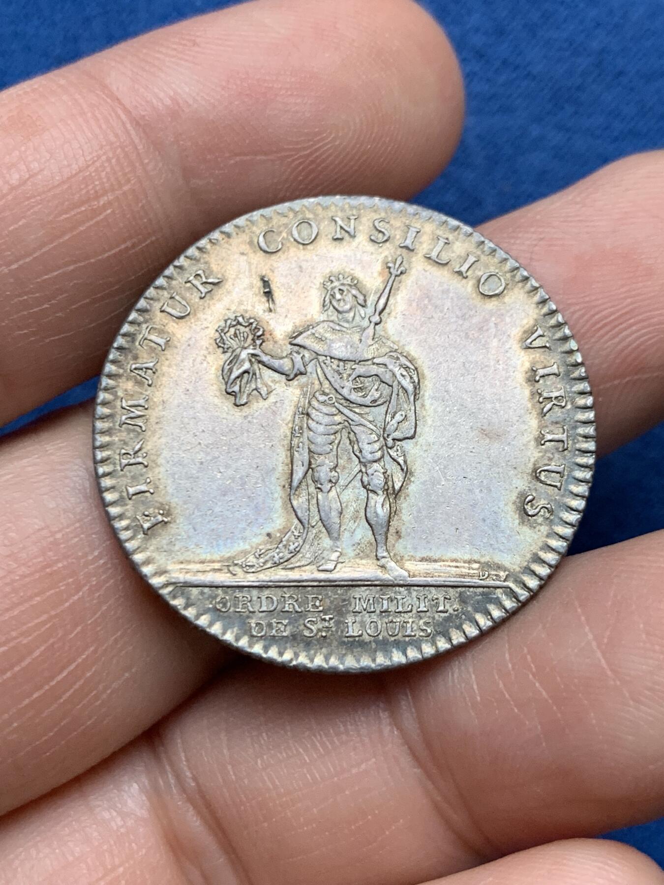 《竞宝斋》第481场 周日，周一 2场连拍 （全场包邮）20级店铺 欢迎送拍 法国路易十五头像圣路易勋章银质代币，9.50g，30.4mm