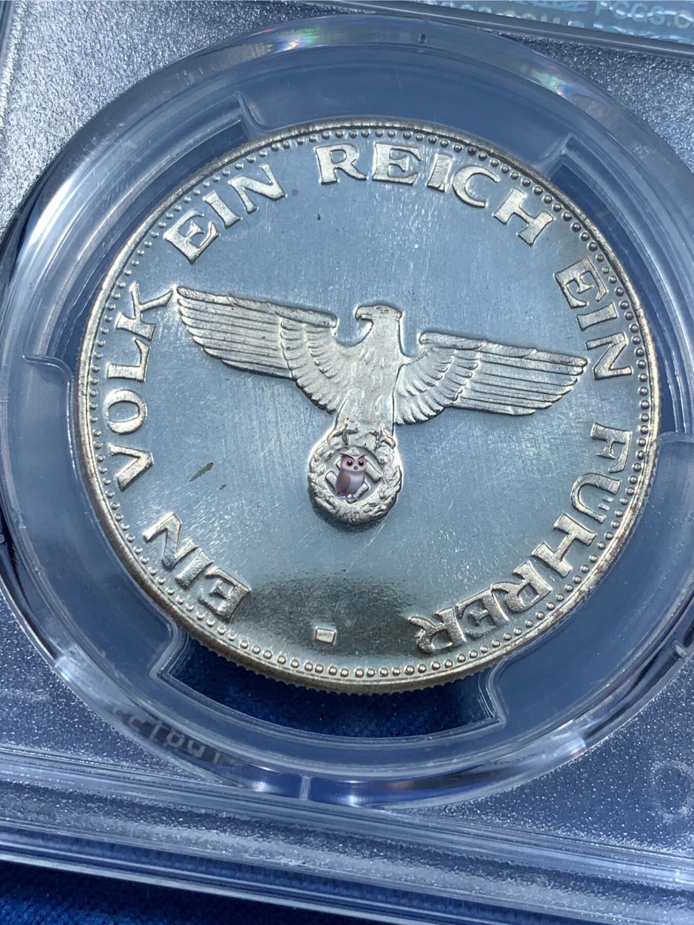 《竞宝斋》第481场 周日，周一 2场连拍 （全场包邮）20级店铺 欢迎送拍 PCGS SP66 德国元首1989年镀银纪念章 五彩非常漂亮