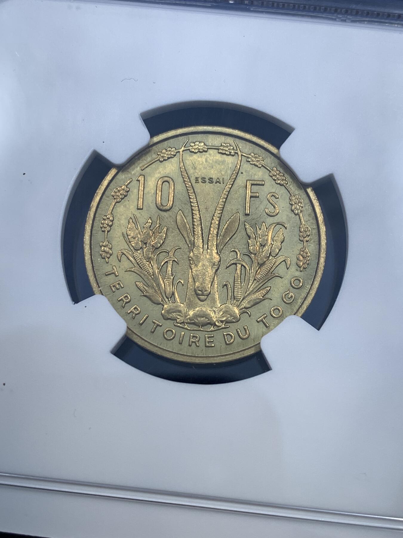 《竞宝斋》第481场 周日，周一 2场连拍 （全场包邮）20级店铺 欢迎送拍 三枚一组 NGC MS64-65 法属多哥 1956年 5/10/25法郎 ESSAI样币 统一高分状态