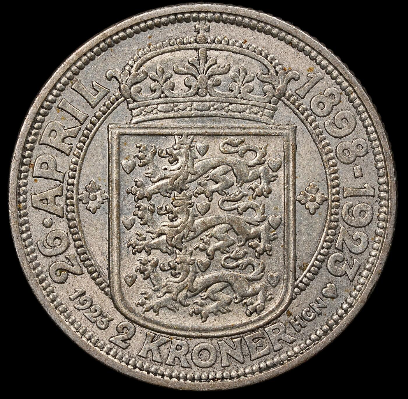 修遠堂世界钱币第112期 1923年丹麦国王银婚纪念2克朗银币 15g，含银80%