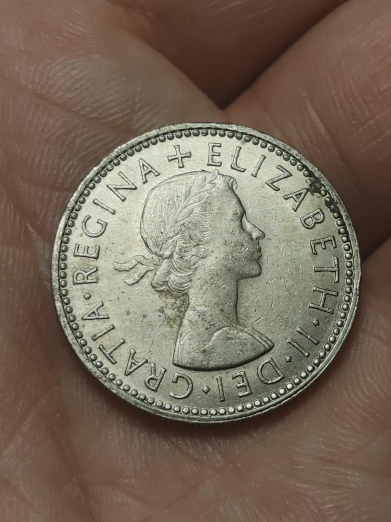 2026年第四十五场(总第二百一十四场）外国好品散币场(免佣金) 英国🇬🇧1961年1先令(伊丽莎白二世青年桂冠第二版，英格兰盾徽版)