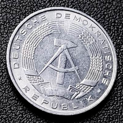 泉币菌-第228场-三月三 上巳节专场 拍品多 请提前出价 圆规斧子 东德 德意志民主国1971年 10芬尼铝制币 21mm1.5g