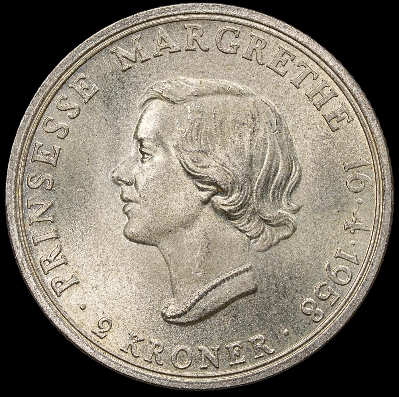 修遠堂世界钱币第112期 1958年丹麦玛格丽特公主18周岁纪念2克朗银币 15g，含银80%