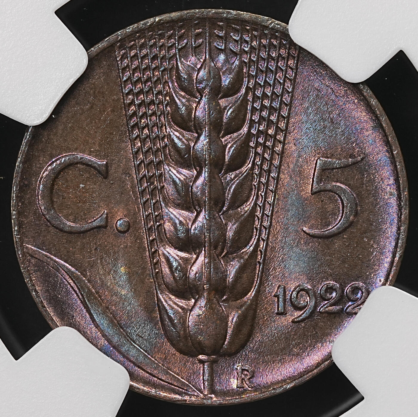 修遠堂世界钱币第112期 NGC MS65BN 1922年意大利5分铜币，上期拍品，被鸽重拍