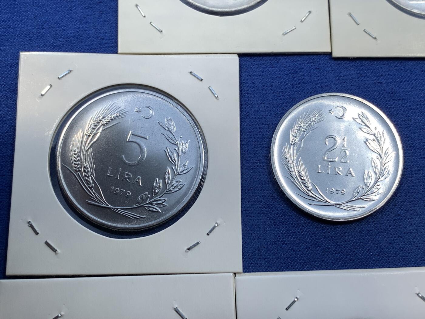 《竞宝斋》第481场 周日，周一 2场连拍 （全场包邮）20级店铺 欢迎送拍 土耳其1975-1980年F.A.O纪念币8枚套（150里拉银币齿边，光边加字两枚不同）