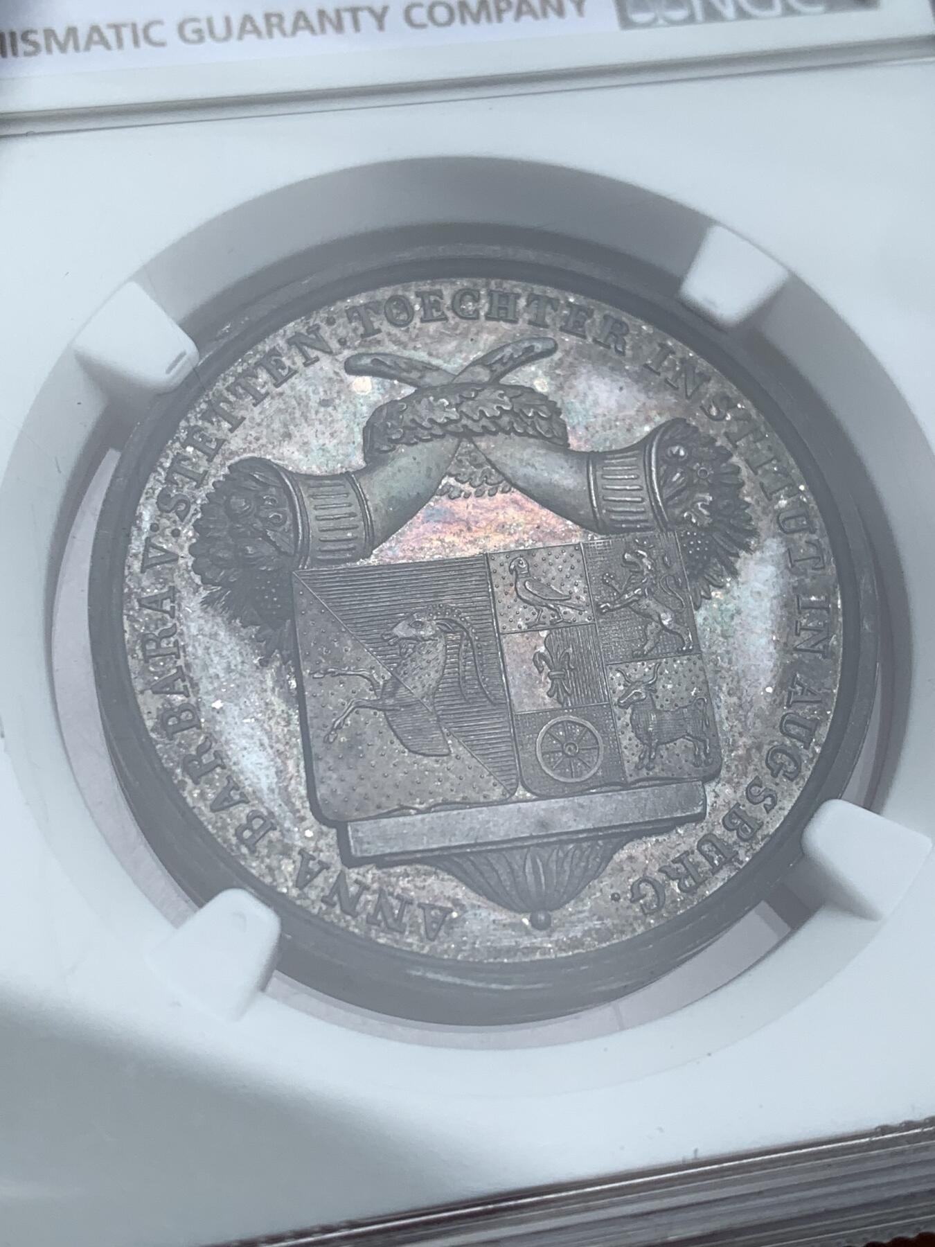 《竞宝斋》第481场 周日，周一 2场连拍 （全场包邮）20级店铺 欢迎送拍 NGC MS61 德国1837奥格斯堡女子学院纪念银章，极漂亮的欧洲黑五彩包浆，高浮雕高颜值。