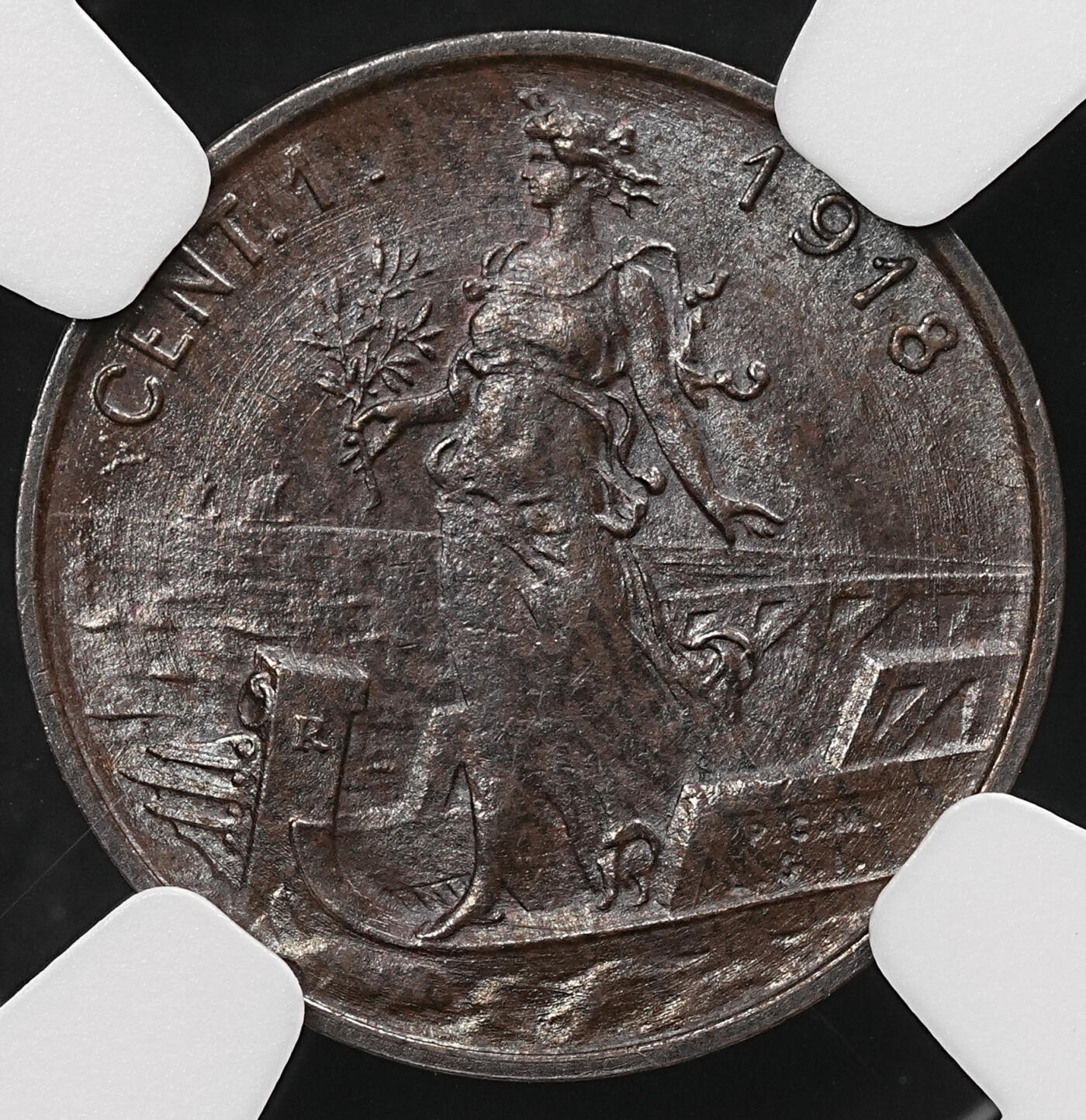 修遠堂世界钱币第112期 NGC MS65BN 1918年意大利1分铜币，稀少的年份，特年，唯一冠军分