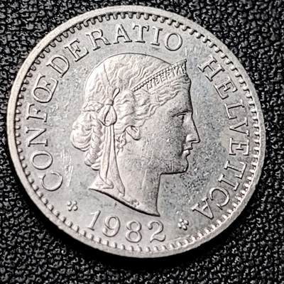 泉币菌-第228场-三月三 上巳节专场 拍品多 请提前出价 高币值 百年延续 女神 瑞士1982年 10分銅镍硬币