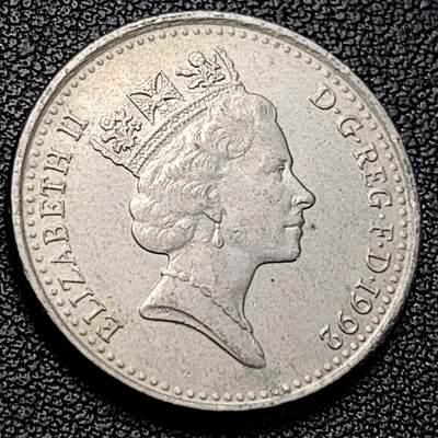 泉币菌-第229场-拍品多 请提前出价 英国1992年 10便士铜镍币 24.5mm 伊丽莎白二世女王 皇冠狮子