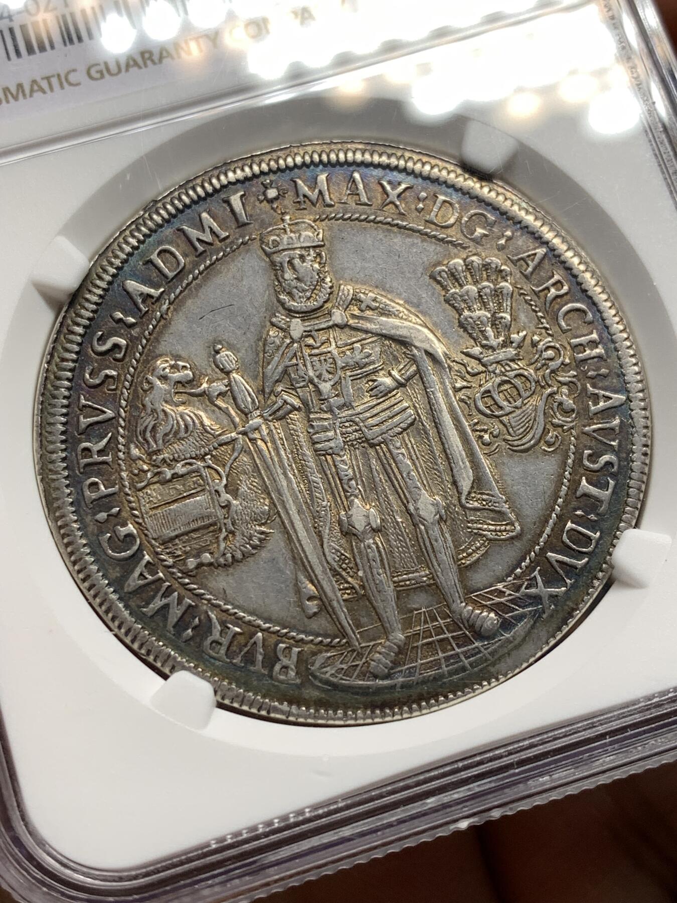 《竞宝斋》第481场 周日，周一 2场连拍 （全场包邮）20级店铺 欢迎送拍 NGC AU58 德国1603年条顿骑士泰勒大银币 双面五彩包浆 400多年的历史沉淀 充满惊喜的感官享受