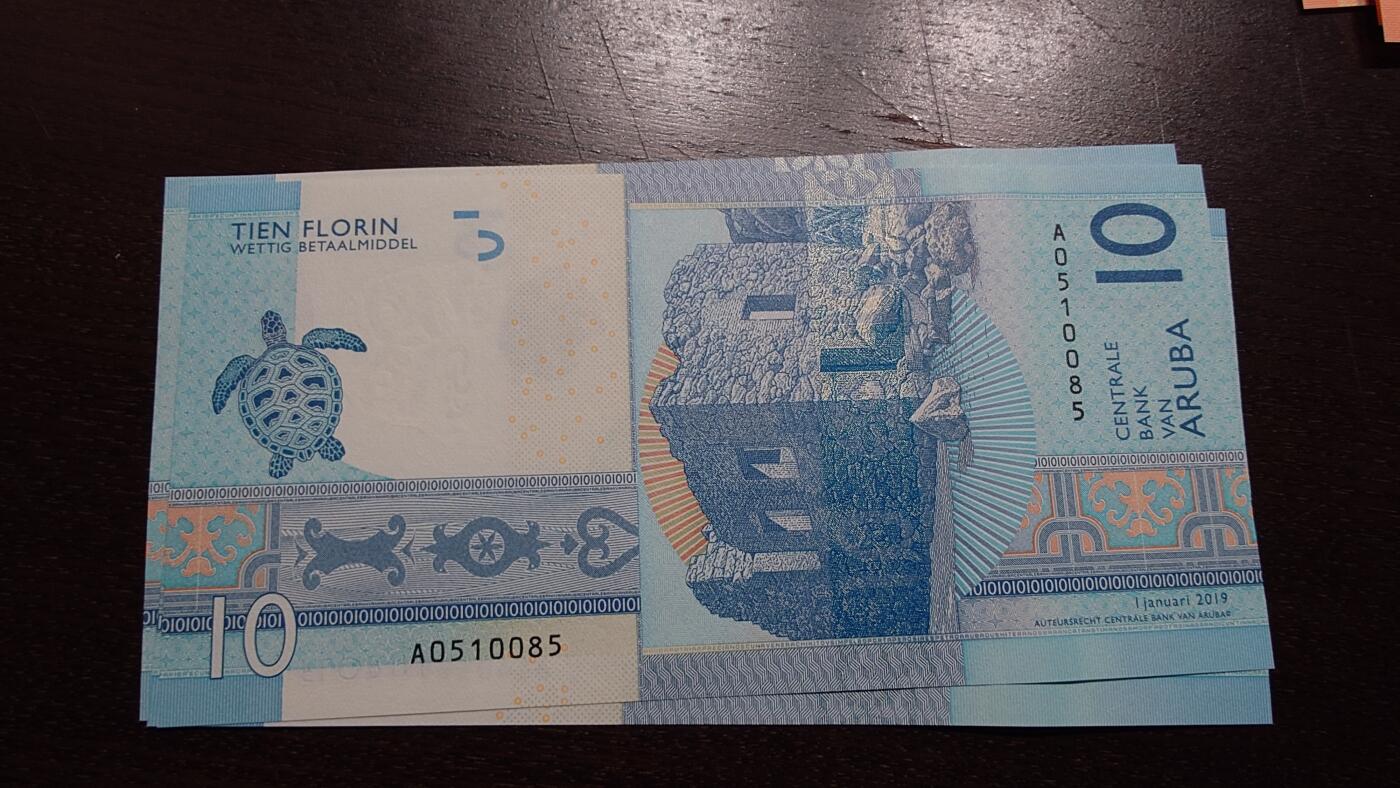 世界钱币～微拍第245期暨2026年第26期  新货卖剩品种部分上架提供选购【有看中的就一开始就出价，别为了晚付几天押金拖到最后，这里没出价的只要群里卖掉了就会撤】 2019年阿鲁巴10元 全新绝品无47尾号0085