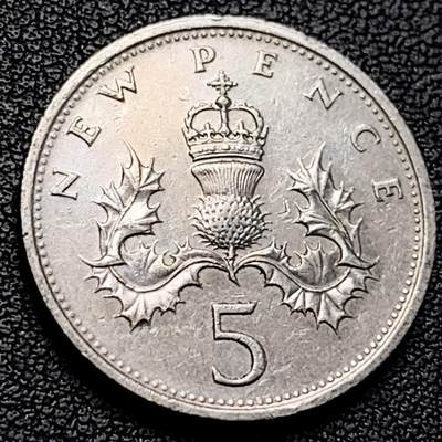 泉币菌-第229场-拍品多 请提前出价 早期老版 1979年英国大5便士镍币 皇冠蓟草 23mm 