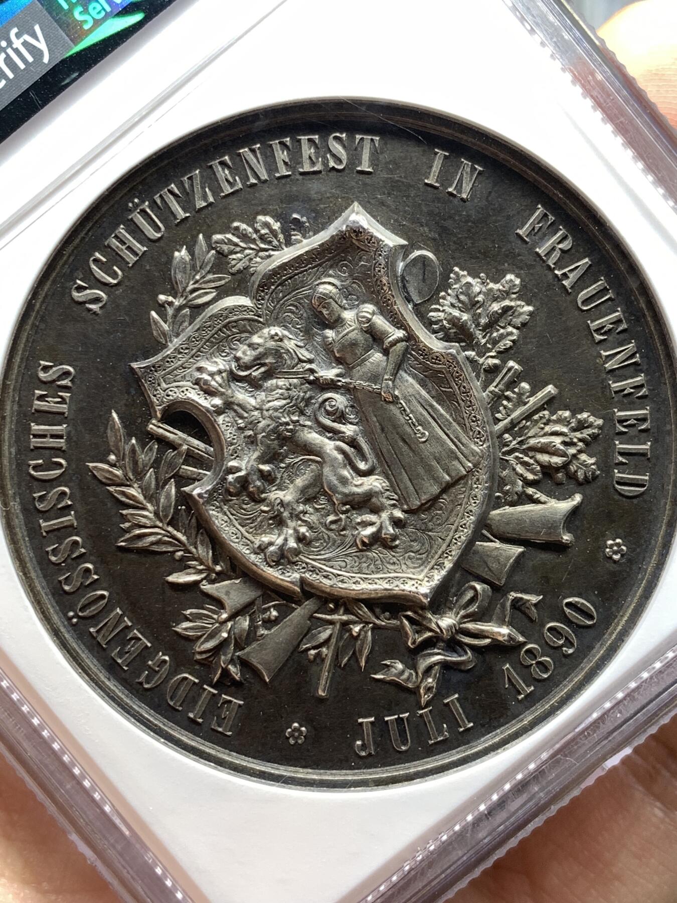 《竞宝斋》第481场 周日，周一 2场连拍 （全场包邮）20级店铺 欢迎送拍 NGC MS63 瑞士1890年弗劳恩费尔德射击节大银章 45mm 双面高浮雕 精美大气 品相状态不错，瑞士射击节中经典的品种