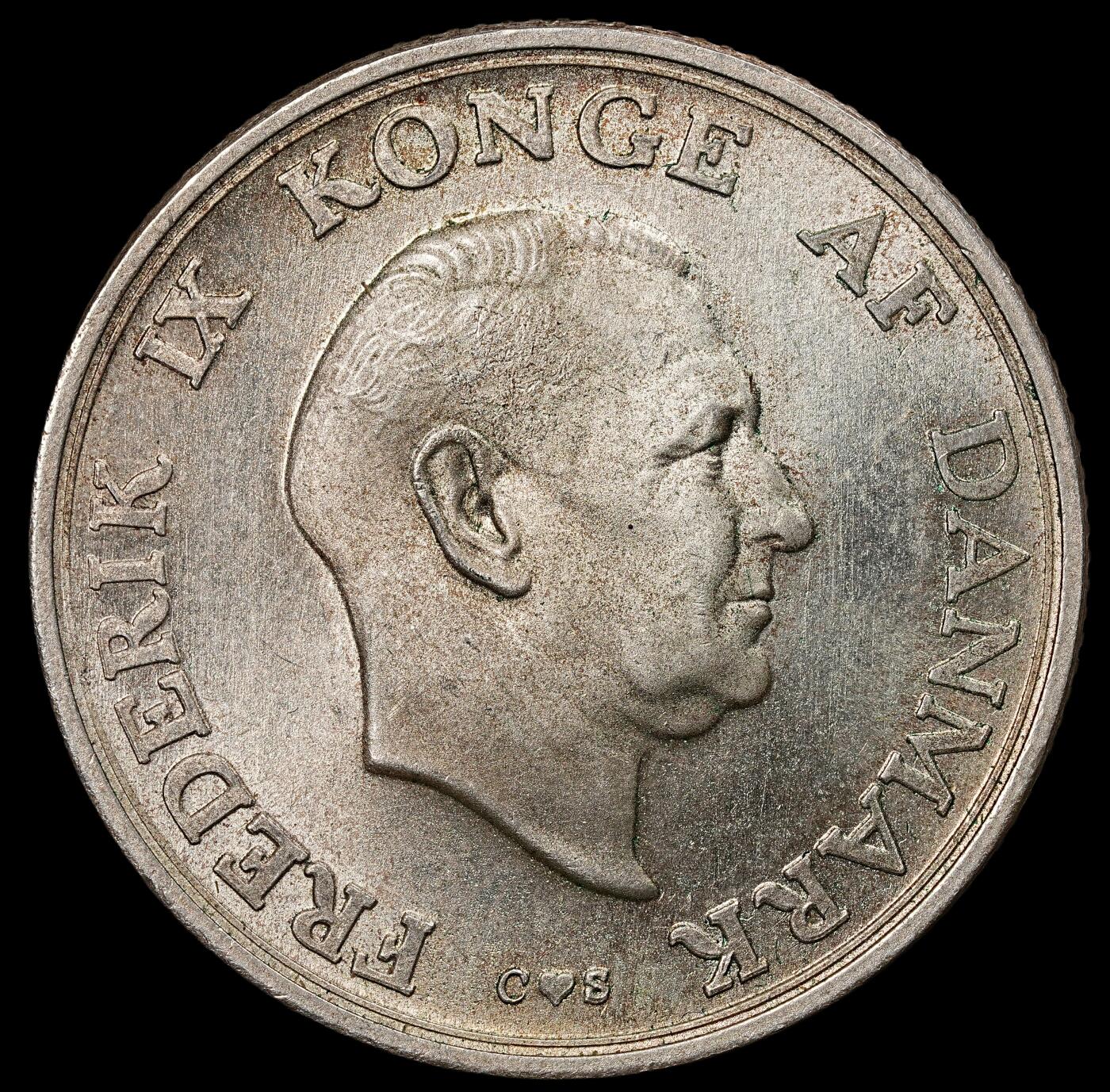 修遠堂世界钱币第112期 1958年丹麦玛格丽特公主18周岁纪念2克朗银币 15g，含银80%