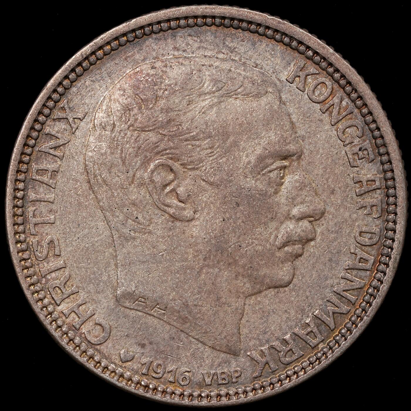 修遠堂世界钱币第112期 1916年丹麦海豚2克朗银币 15g 含银80%，纸袋包浆