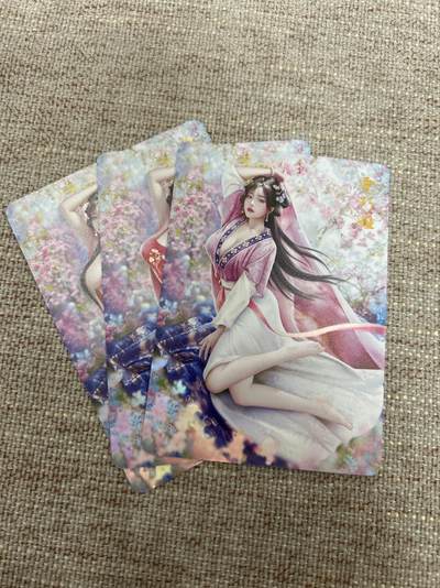 喜灰玩卡拍卖第八期，接拍品0佣金，欢迎送拍，释放现金流，让自己有资金可以购买更多喜欢的卡牌，让别的卡友能淘到更多心仪的卡牌 炎卡 红楼一梦 贾巧姐  彩闪三渐变