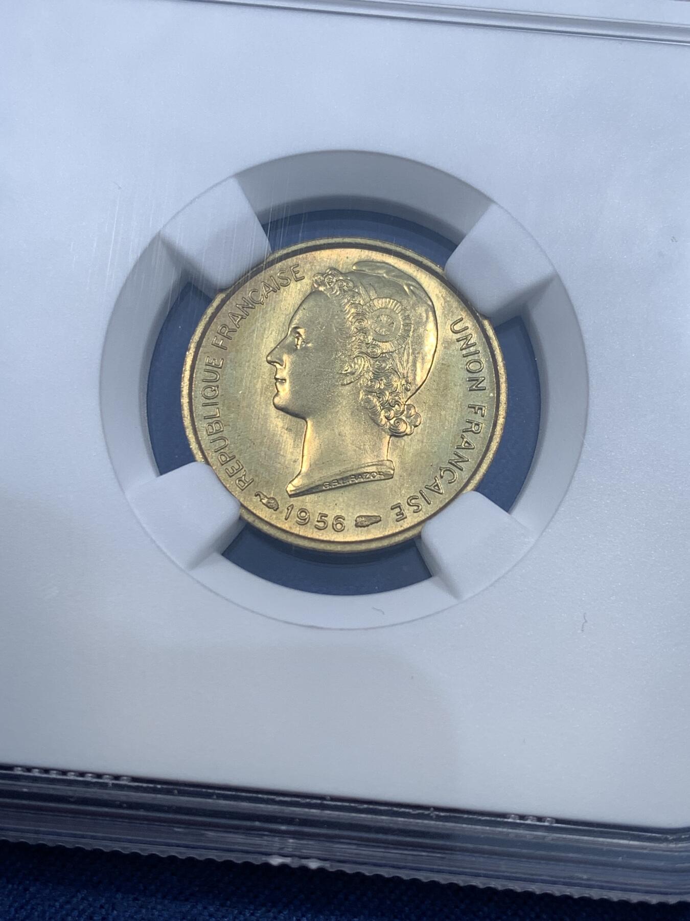 《竞宝斋》第481场 周日，周一 2场连拍 （全场包邮）20级店铺 欢迎送拍 三枚一组 NGC MS64-65 法属多哥 1956年 5/10/25法郎 ESSAI样币 统一高分状态