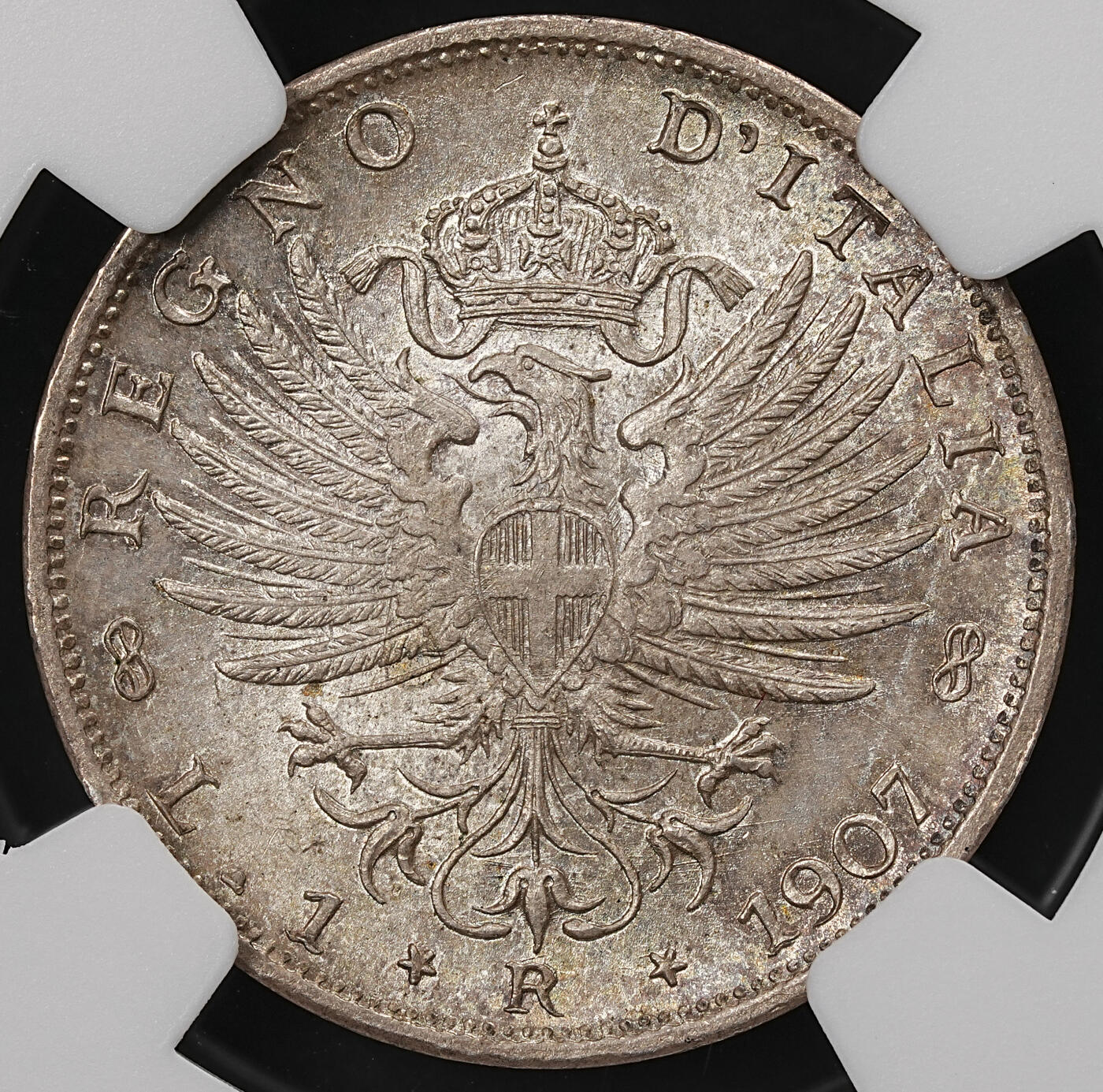 修遠堂世界钱币第112期 NGC MS63 1907年意大利1里拉银币，纸袋包浆，上期拍品，被鸽重拍