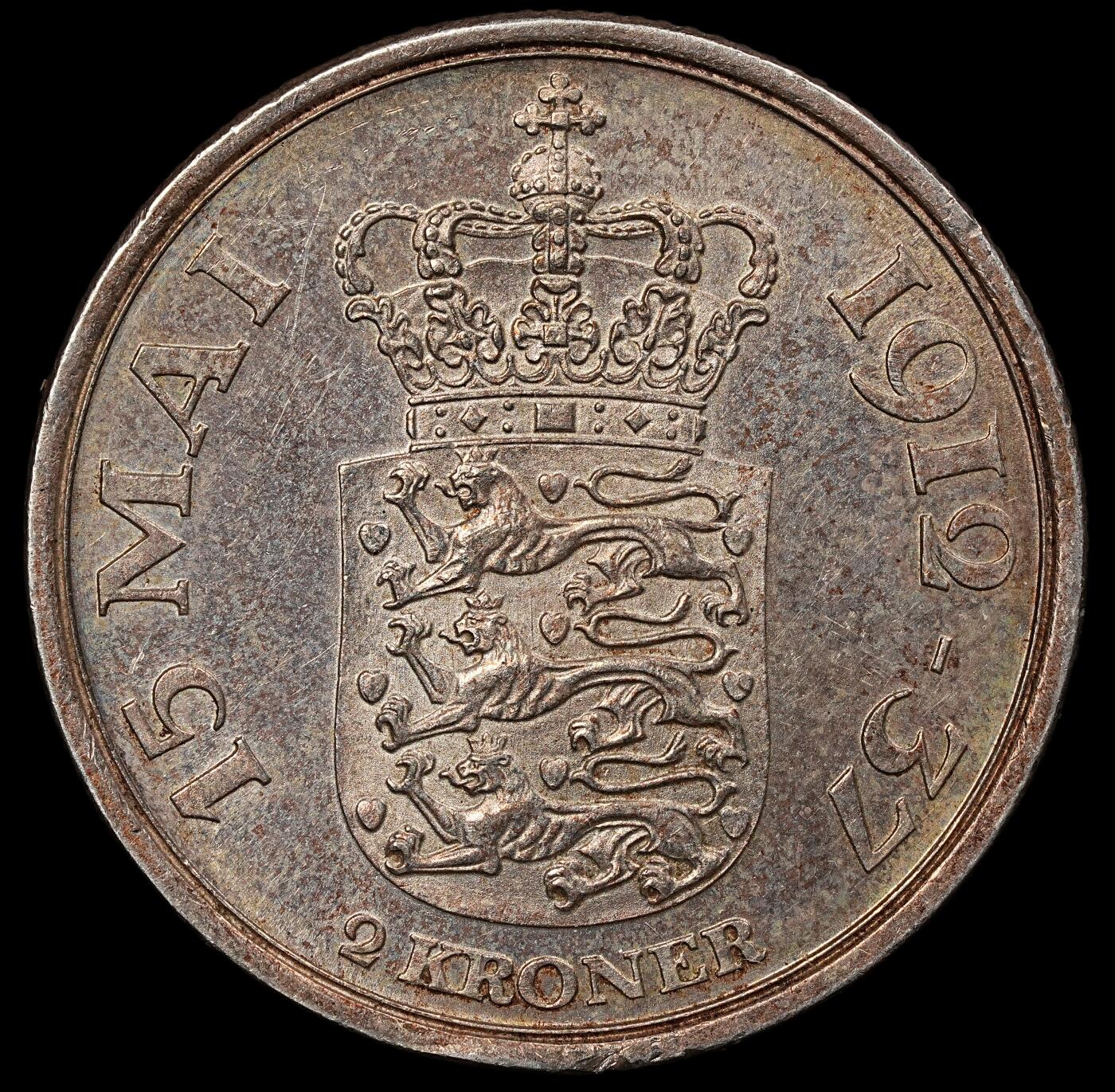 修遠堂世界钱币第112期 1937年丹麦国王登基25周年纪念2克朗银币 15g，含银80%