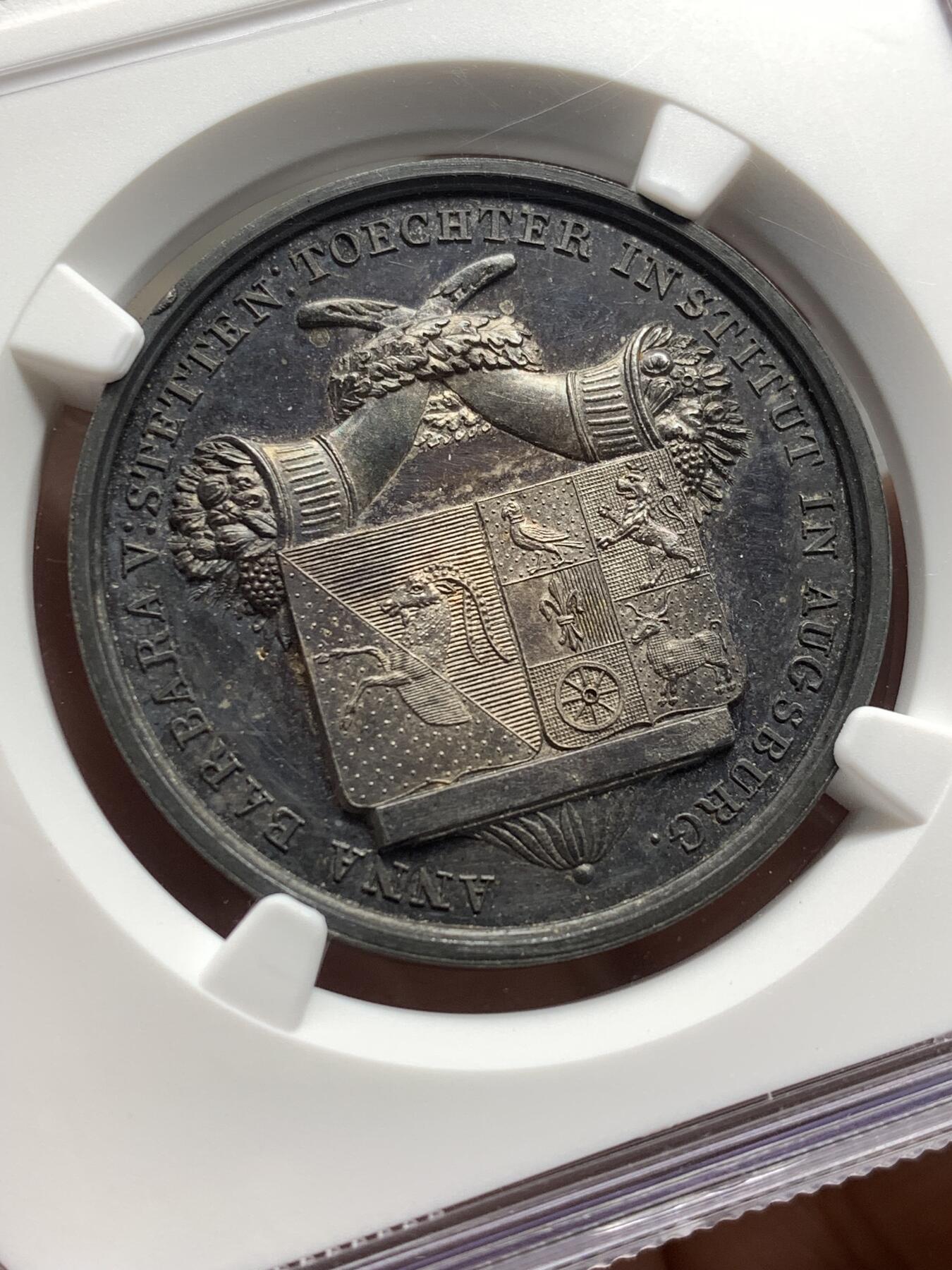 《竞宝斋》第481场 周日，周一 2场连拍 （全场包邮）20级店铺 欢迎送拍 NGC MS61 德国1837奥格斯堡女子学院纪念银章，极漂亮的欧洲黑五彩包浆，高浮雕高颜值。