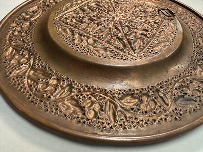 清-民国-建国｜老铜器专场.伍 民国老黄铜手工錾刻镂空挂盘