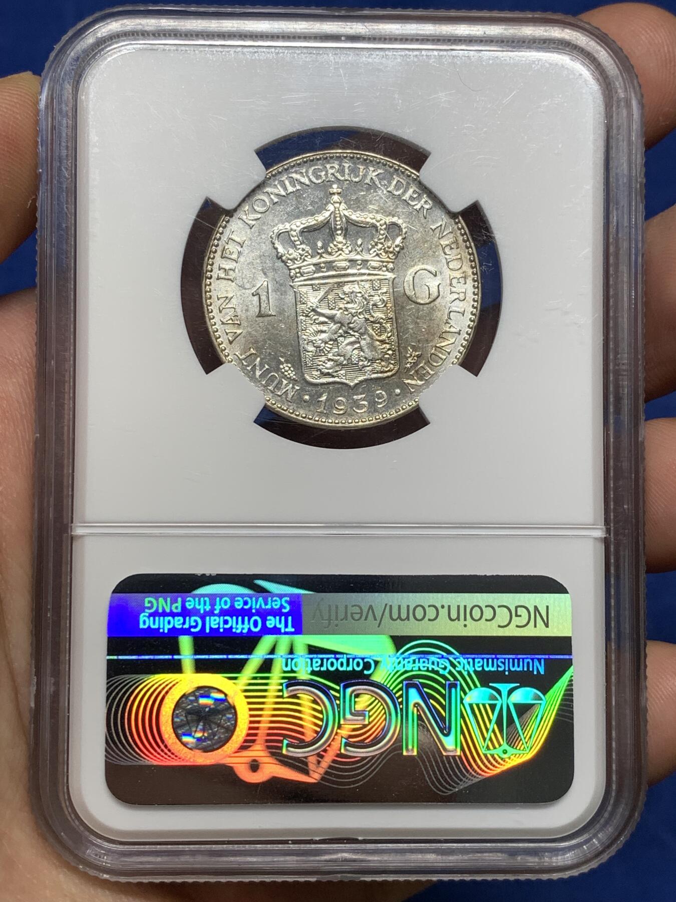 《竞宝斋》第481场 周日，周一 2场连拍 （全场包邮）20级店铺 欢迎送拍 NGC MS60 荷兰1939年1盾银币 好品稀少