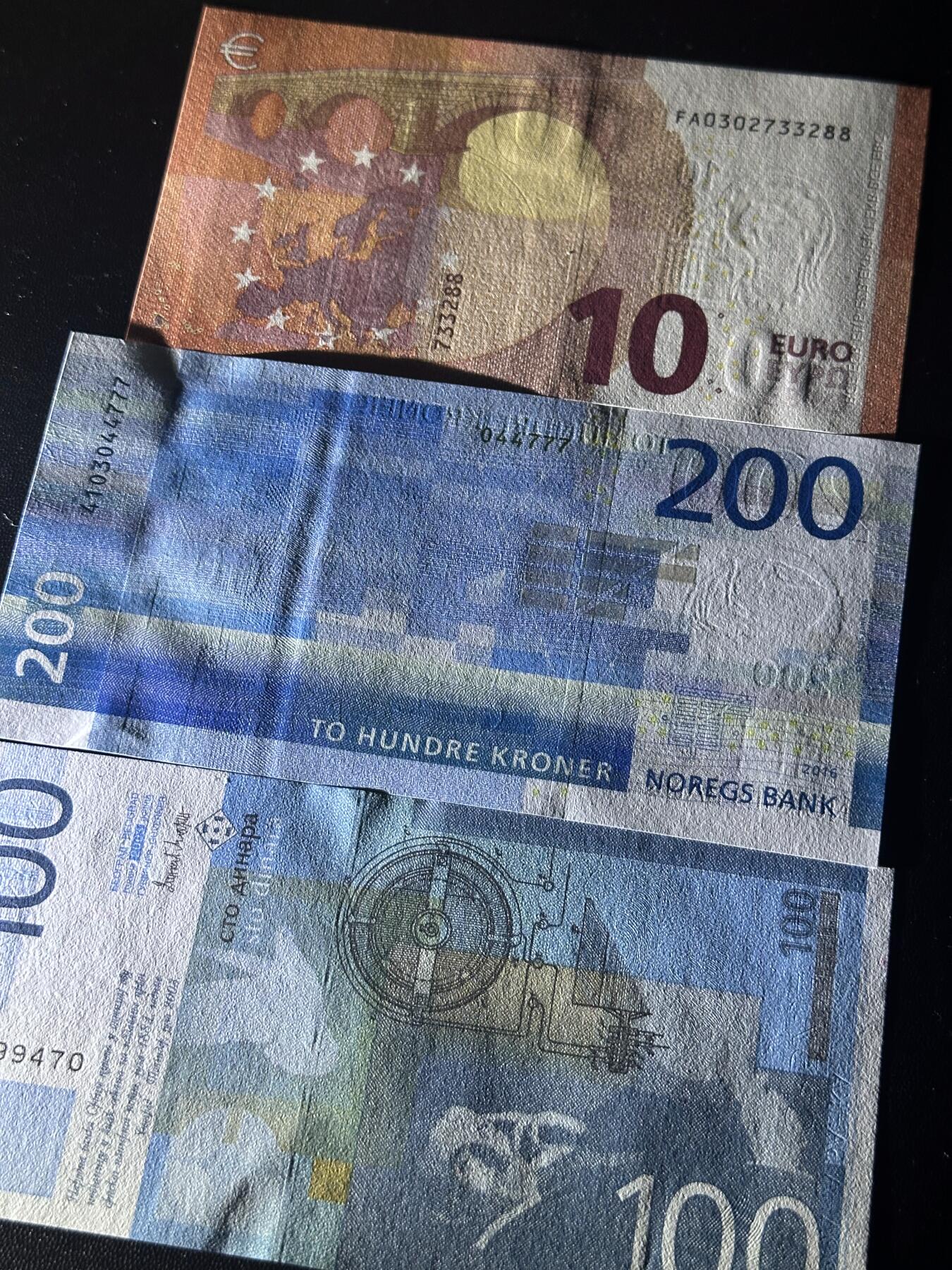 《外钞收藏家》第六百二十九期（精品场）（长期征集拍品、欢迎藏友们联系合作）