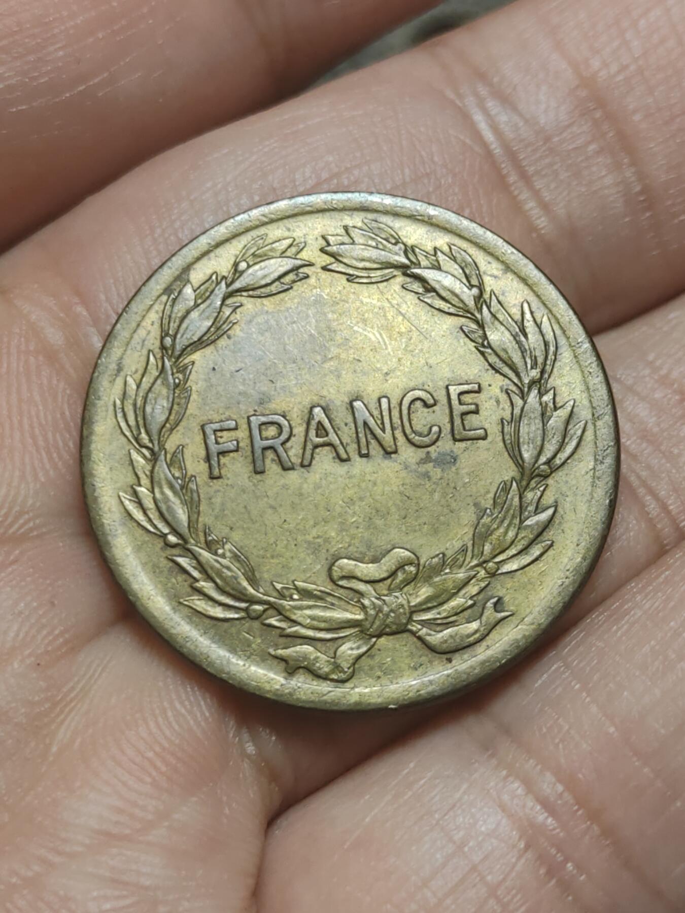 2026年第四十五场(总第二百一十四场）外国好品散币场(免佣金) 法国1944单年份2法郎(二战盟军占领阿尔及利亚时期发行，在法国境内流通)