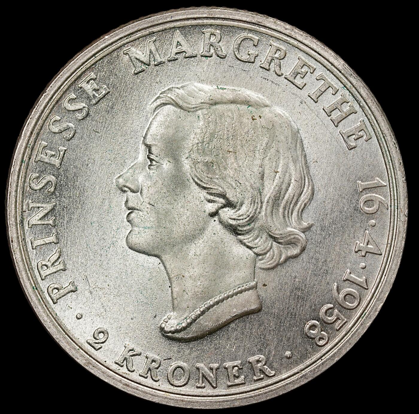 修遠堂世界钱币第112期 1958年丹麦玛格丽特公主18周岁纪念2克朗银币 15g，含银80%