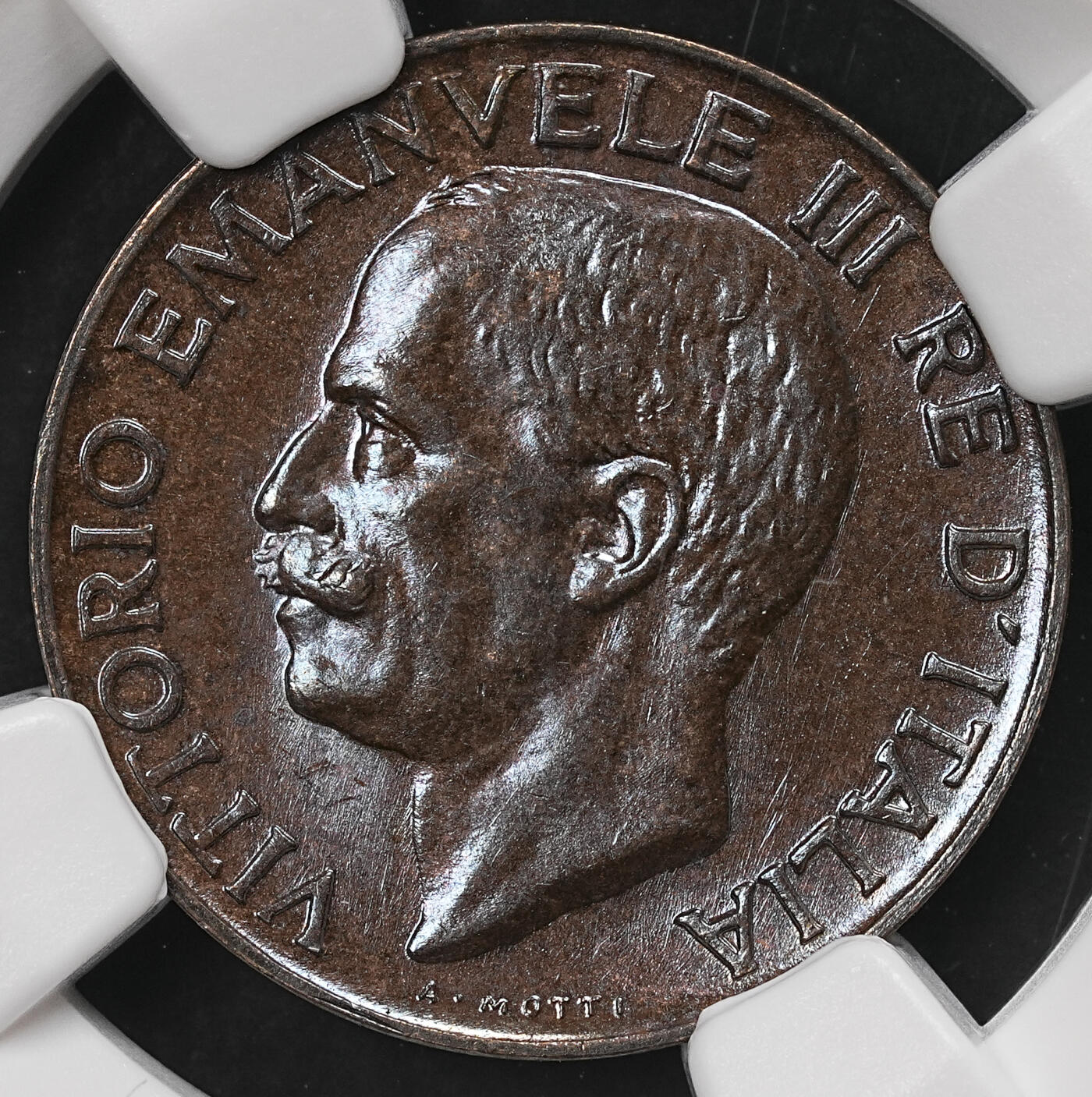 修遠堂世界钱币第112期 NGC MS65BN 1928年意大利5分铜币，上期拍品，被鸽重拍