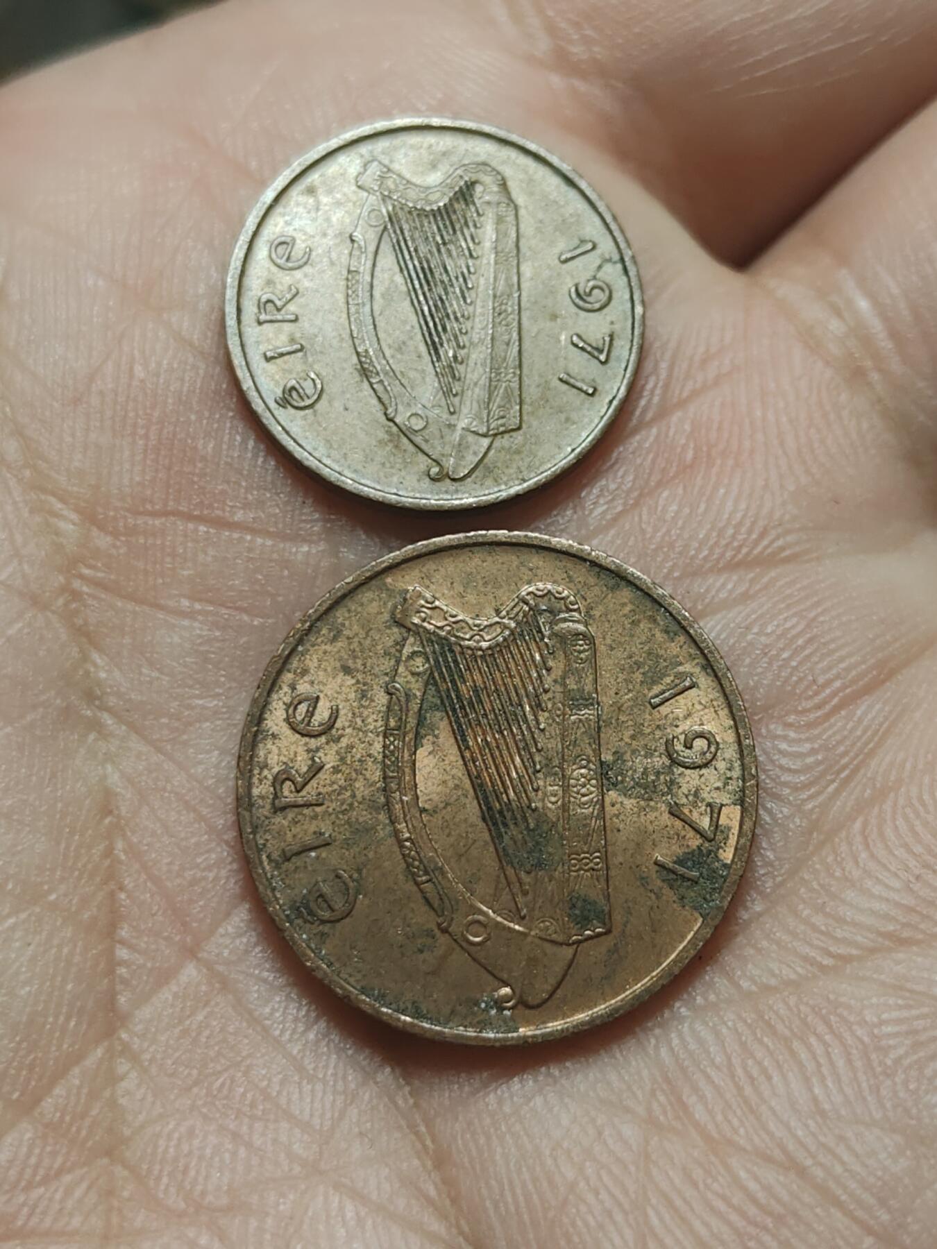 2026年第四十五场(总第二百一十四场）外国好品散币场(免佣金) 爱尔兰🇮🇪1971年1/2便士，1便士两枚(共和国时期第二套第一版，青铜材质无磁版，首发年)