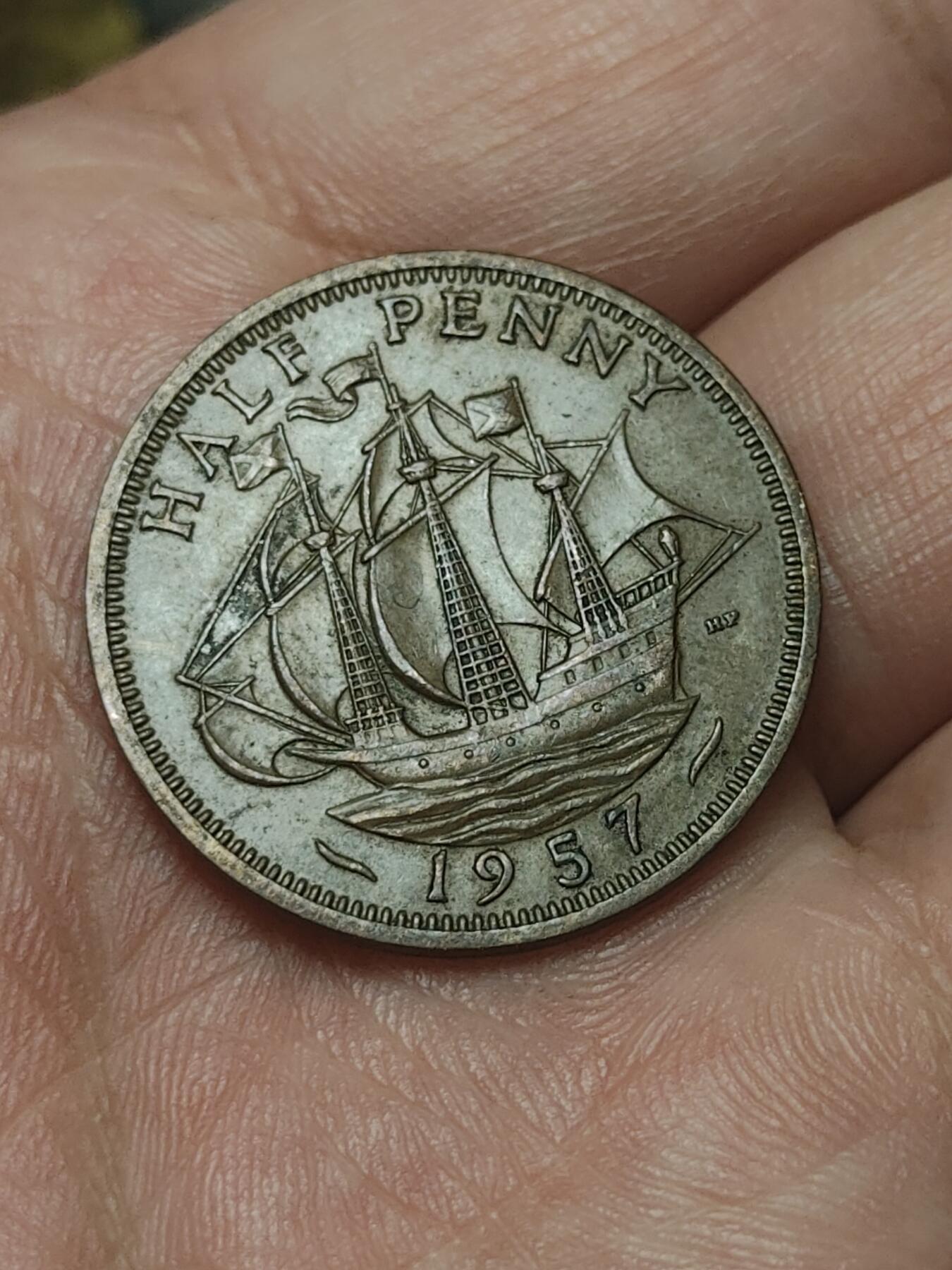 2026年第四十五场(总第二百一十四场）外国好品散币场(免佣金) 英国🇬🇧1957年1/2便士(伊丽莎白二世青年桂冠第二版)