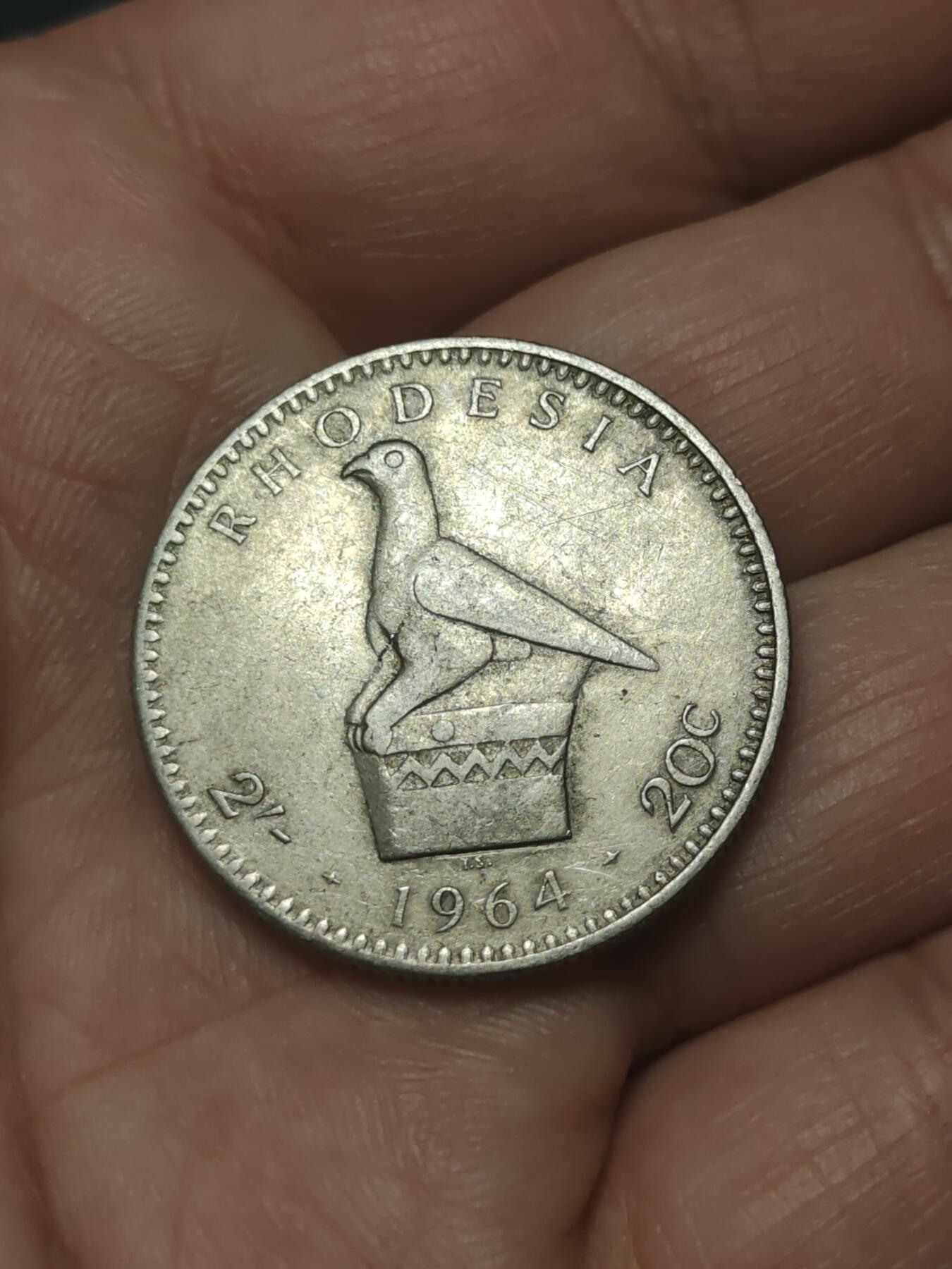 2026年第四十五场(总第二百一十四场）外国好品散币场(免佣金) 英属罗德西亚1964单年份2先令和20分双面值(伊丽莎白二世中年花冠)