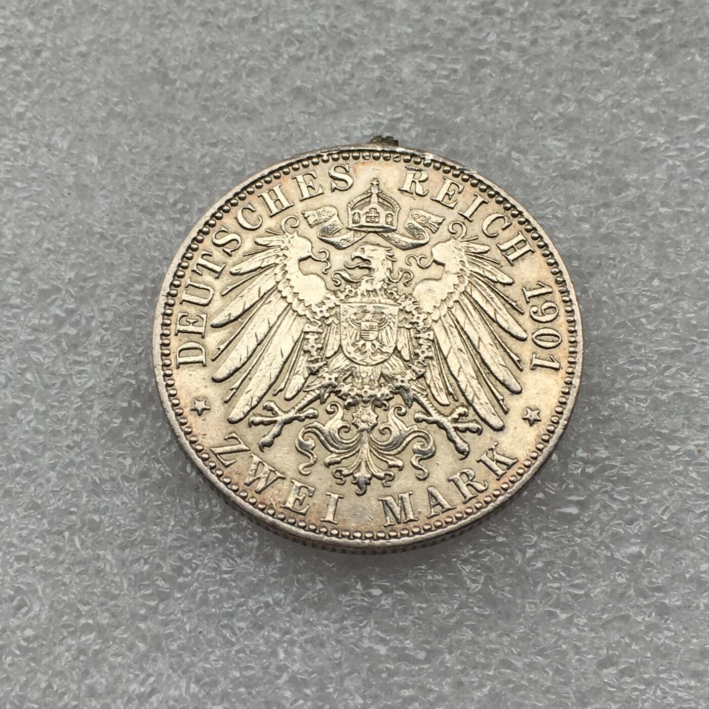 世界钱币专场拍卖 每周二开拍 1901年德国普鲁士建国200周年2马克银币 边道有焊点