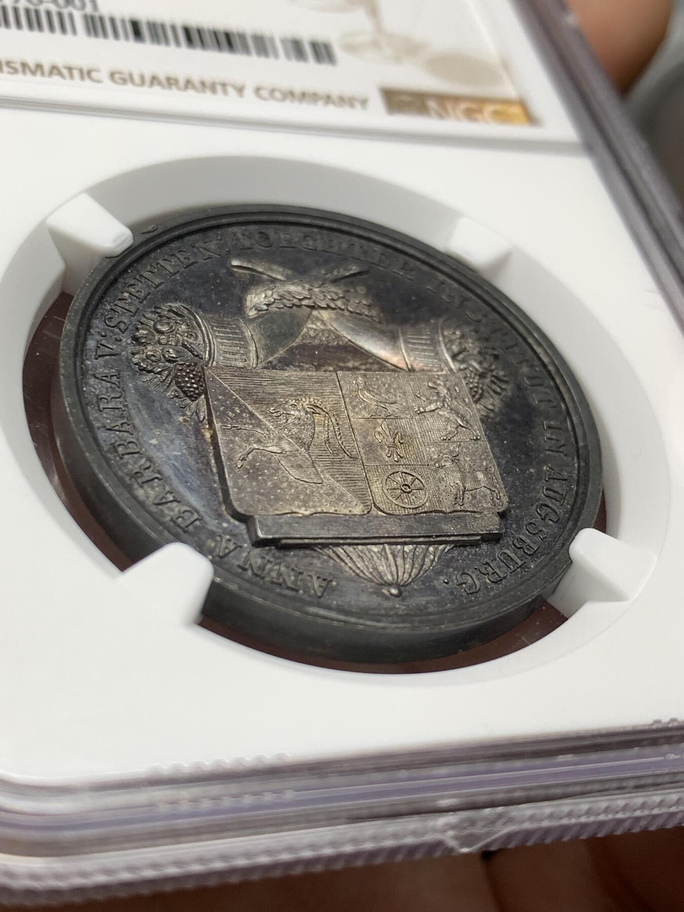 《竞宝斋》第481场 周日，周一 2场连拍 （全场包邮）20级店铺 欢迎送拍 NGC MS61 德国1837奥格斯堡女子学院纪念银章，极漂亮的欧洲黑五彩包浆，高浮雕高颜值。