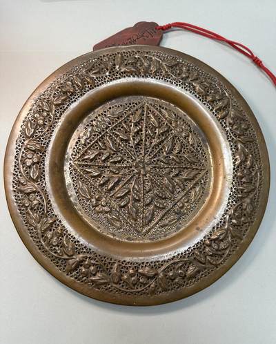 清-民国-建国｜老铜器专场.伍 民国老黄铜手工錾刻镂空挂盘