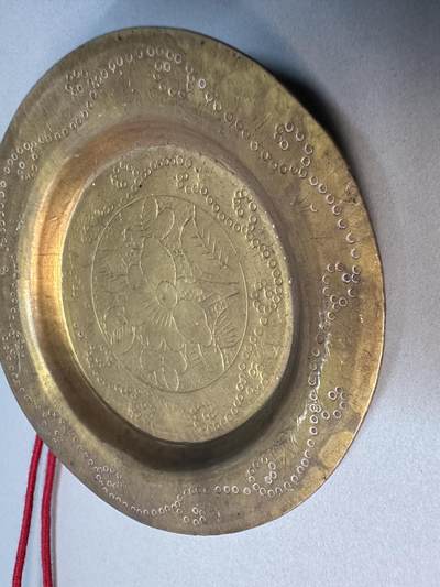 清-民国-建国｜老铜器专场.伍 民国/建国初老黄铜錾刻花卉纹小碟