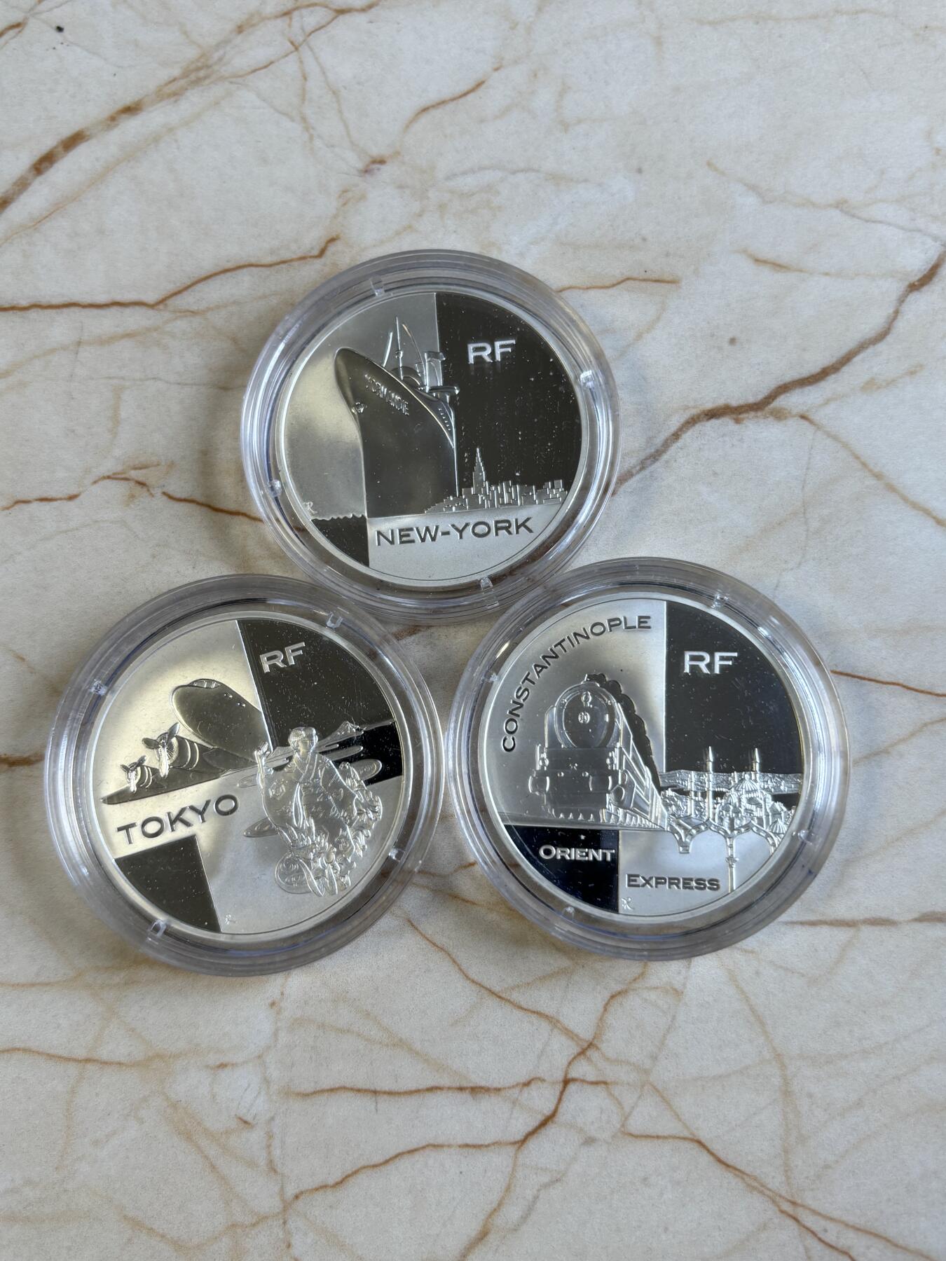 第197期拍卖 法国2003年环游世界系列精制银币套3枚套，22.2克*3，发行 15000套