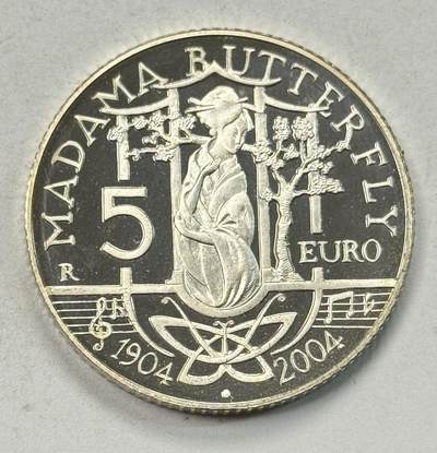 S&S Numismatic世界钱币-拍卖 第126期  获奖币*意大利2004年 歌剧《蝴蝶夫人》创作100周年 5欧元精制纪念银币 18克925银  品相如图，裸币
