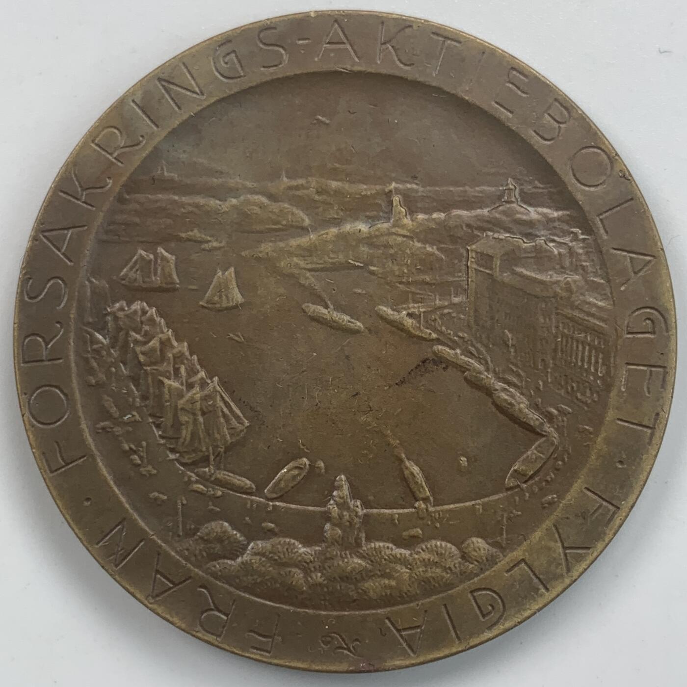 掌中浮雕-藏着的欧洲第059场 瑞典保险铜章（屠龙题材），50mm，45g