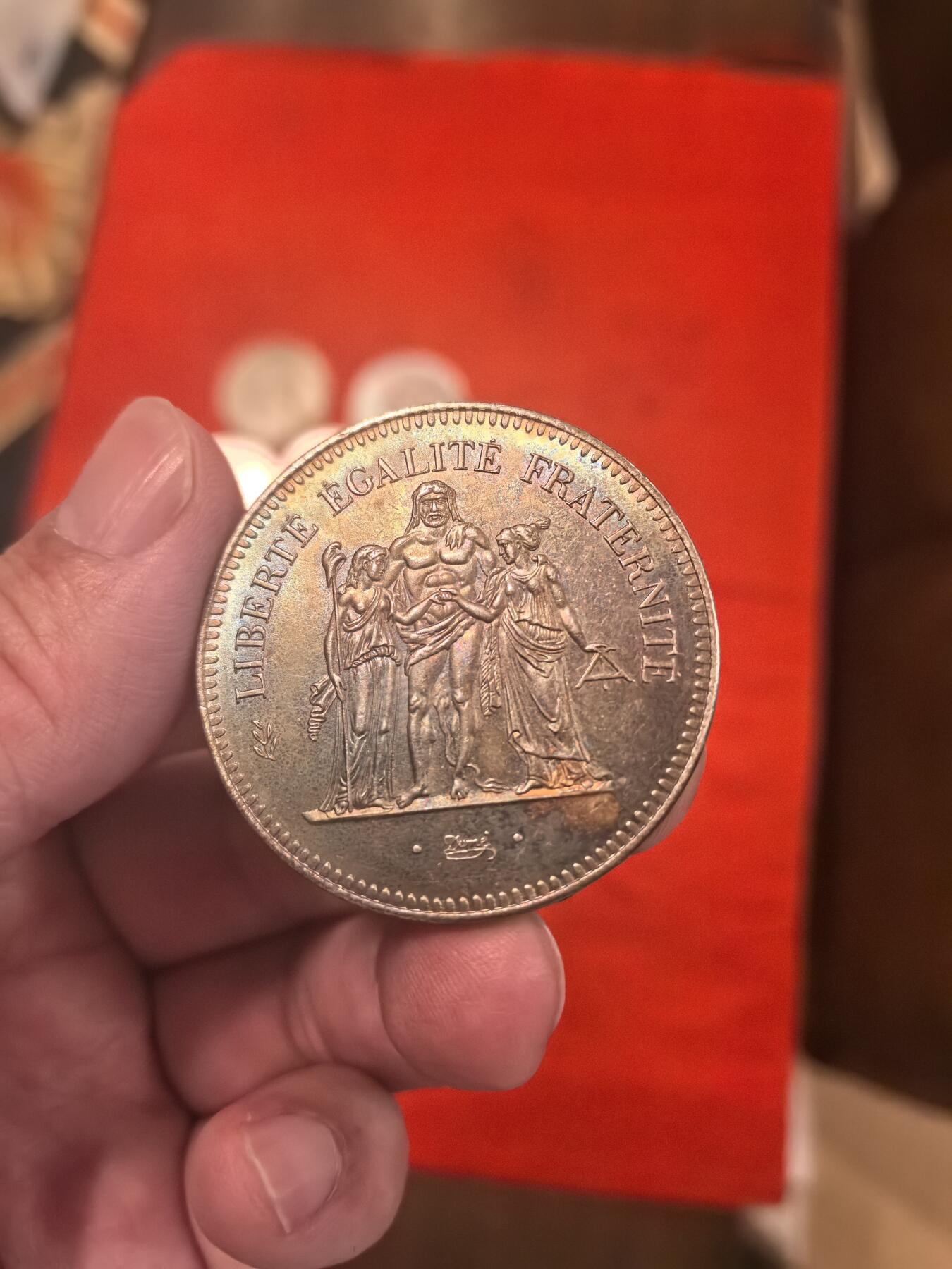 欧洲银章、铜章，大优惠起拍价都是银价计算