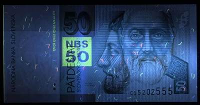 小福收藏拍卖第205期 裸钞场 本期有多张豹子号靓号  大量民国钞 百慕大样钞洋葱冠全套  阿富汗首年份查希尔国王和独立纪念碑 仅发行1000枚亚克力砖封蒙古20000图格里克帝国800周年纪念钞 卢旺达 东加勒比 斯里兰卡等多国精美纸币 斯洛伐克 1993年 50克郎 首发年 无47 豹子号555 unc