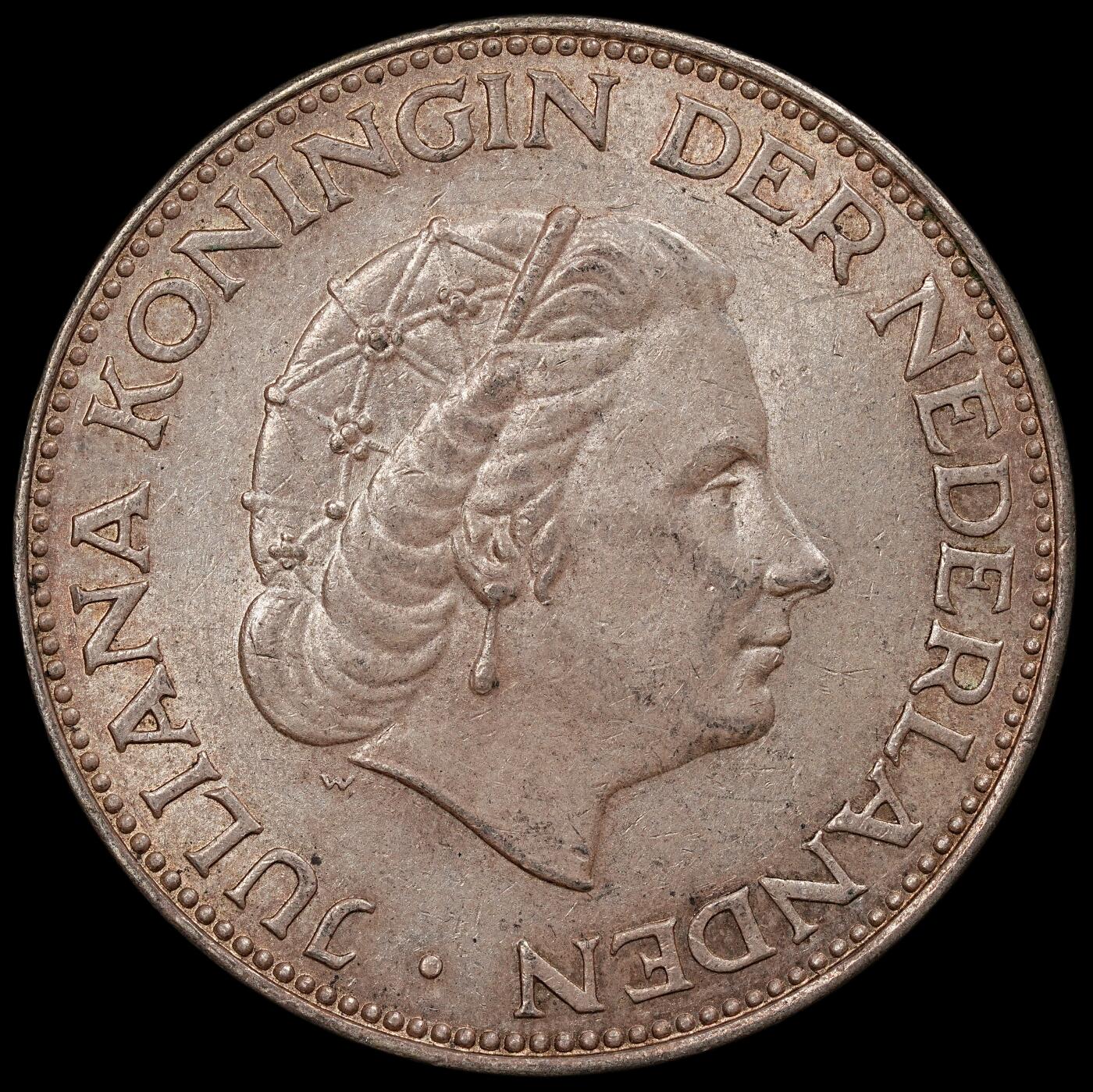 修遠堂世界钱币第112期  1961年荷兰年2.5盾银币，15g，含银72%